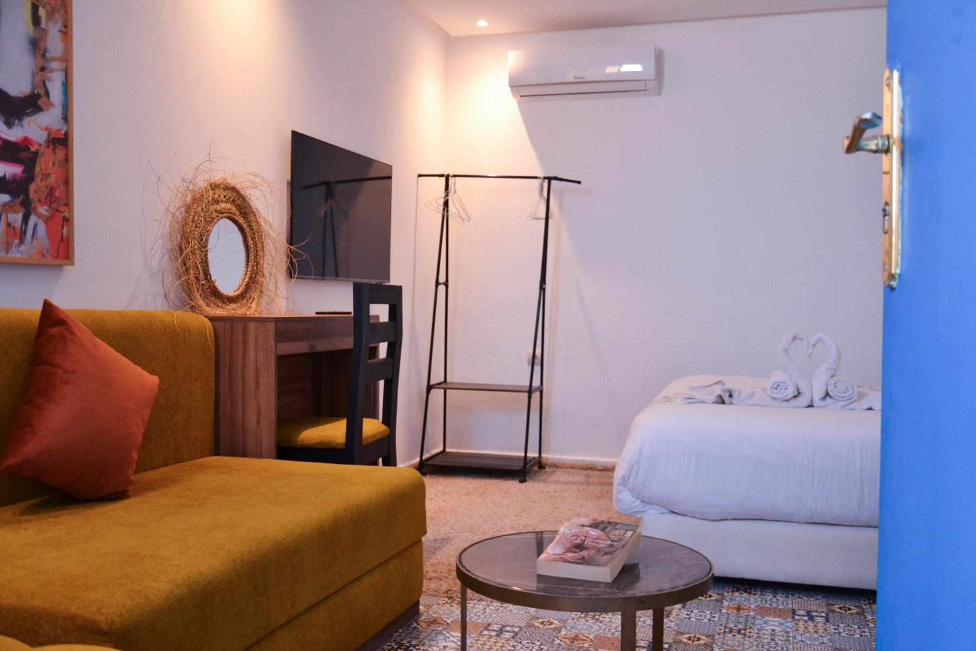 Tamraght Playa Del Sol Surf House旅舍 外观 照片