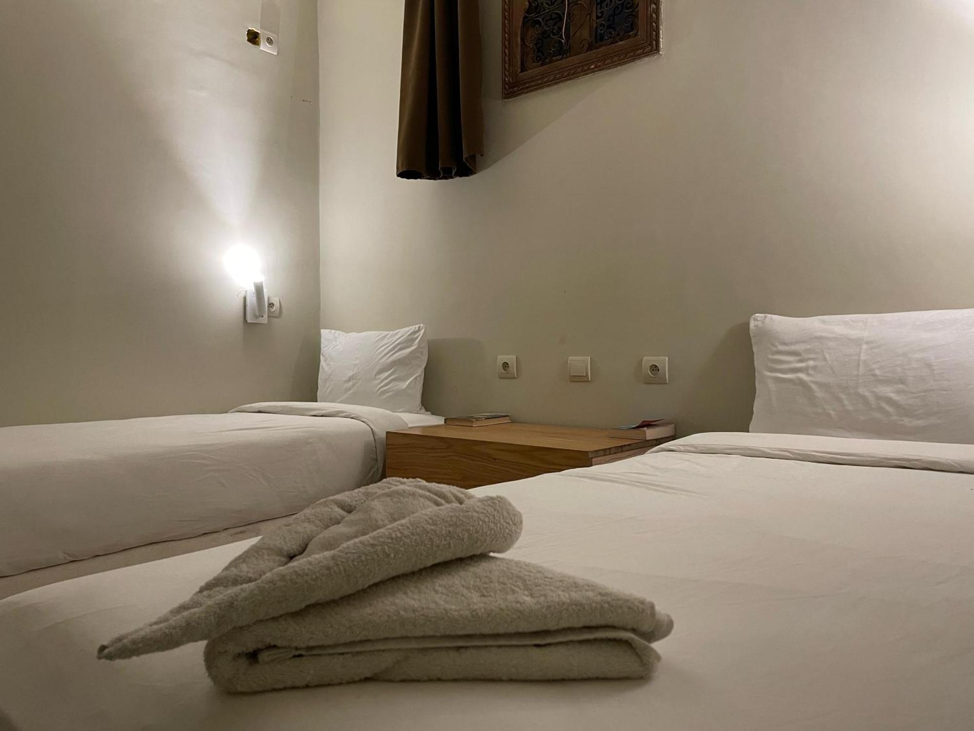 Tamraght Playa Del Sol Surf House旅舍 外观 照片